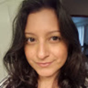 Meet your Posher, Yesenia